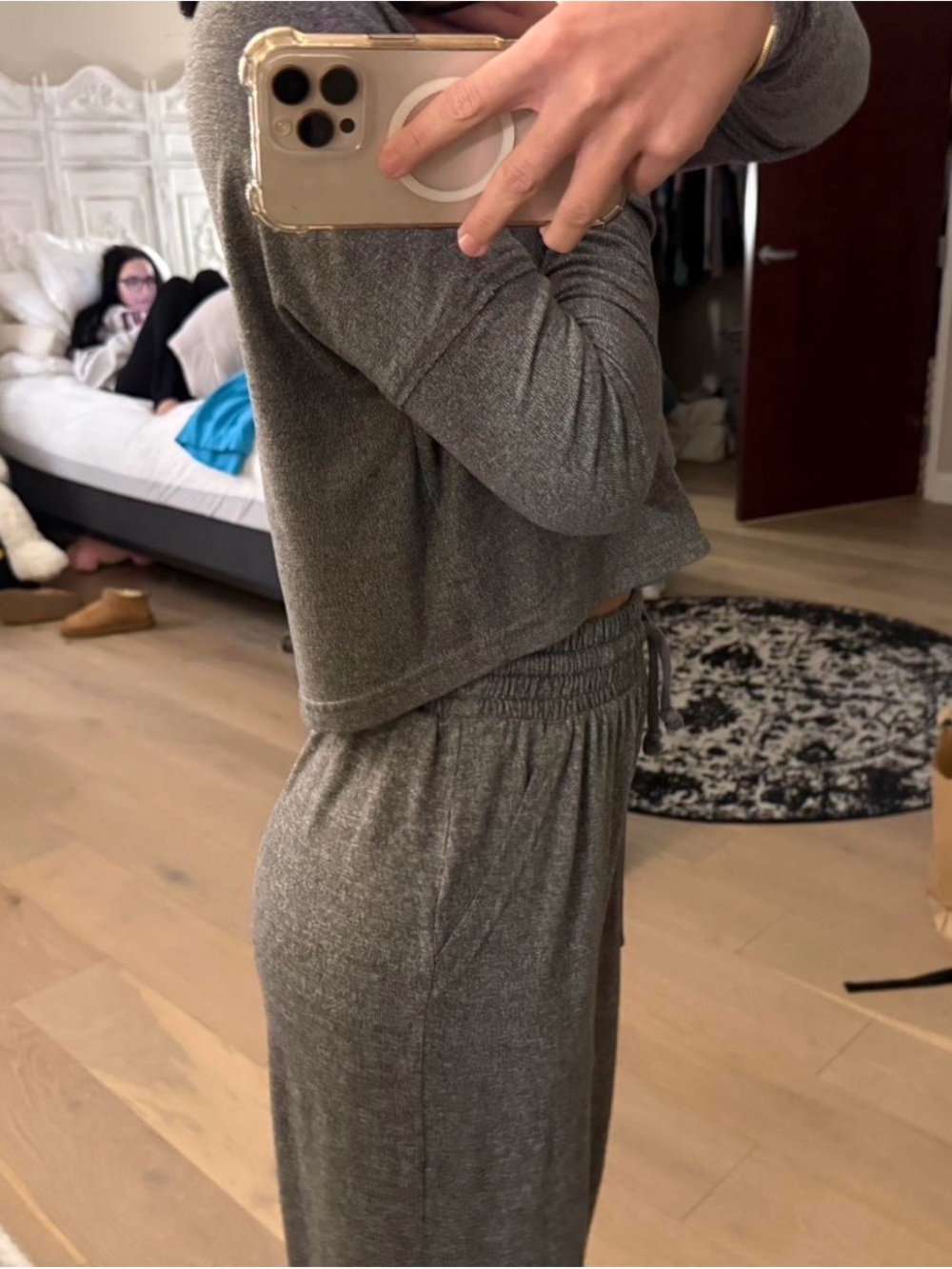 SO Women's Gray Button-Front Jogger Set - Picture 2 of 2